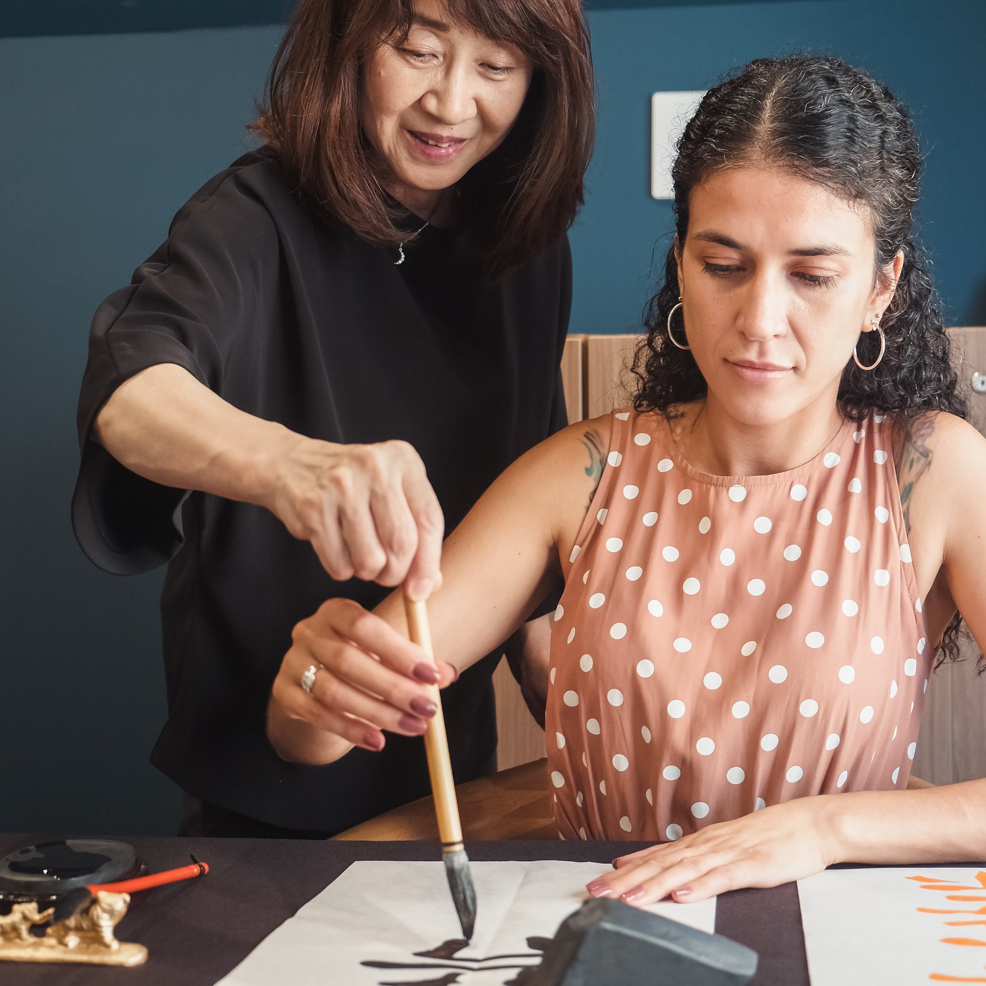 Japanese Calligraphy Class under the guidance of Calligraphy master (In-person, Tokyo)